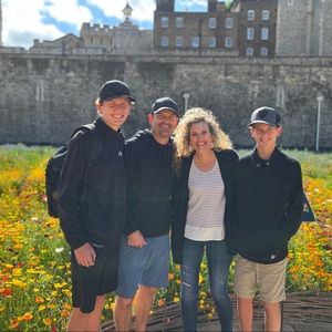 Meet your Posher, Jaaron